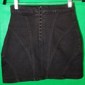 ZARA Black Denim Stretch Mini Skirt Hook & Eye Size 5 Retro Club Wear Party